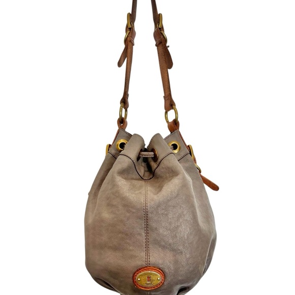 Fossil Handbags - Vintage Fossil Drawstring Bag. Gray Color, 100% Leather.